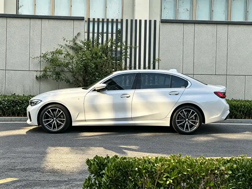 BMW 3 Series — фото 13