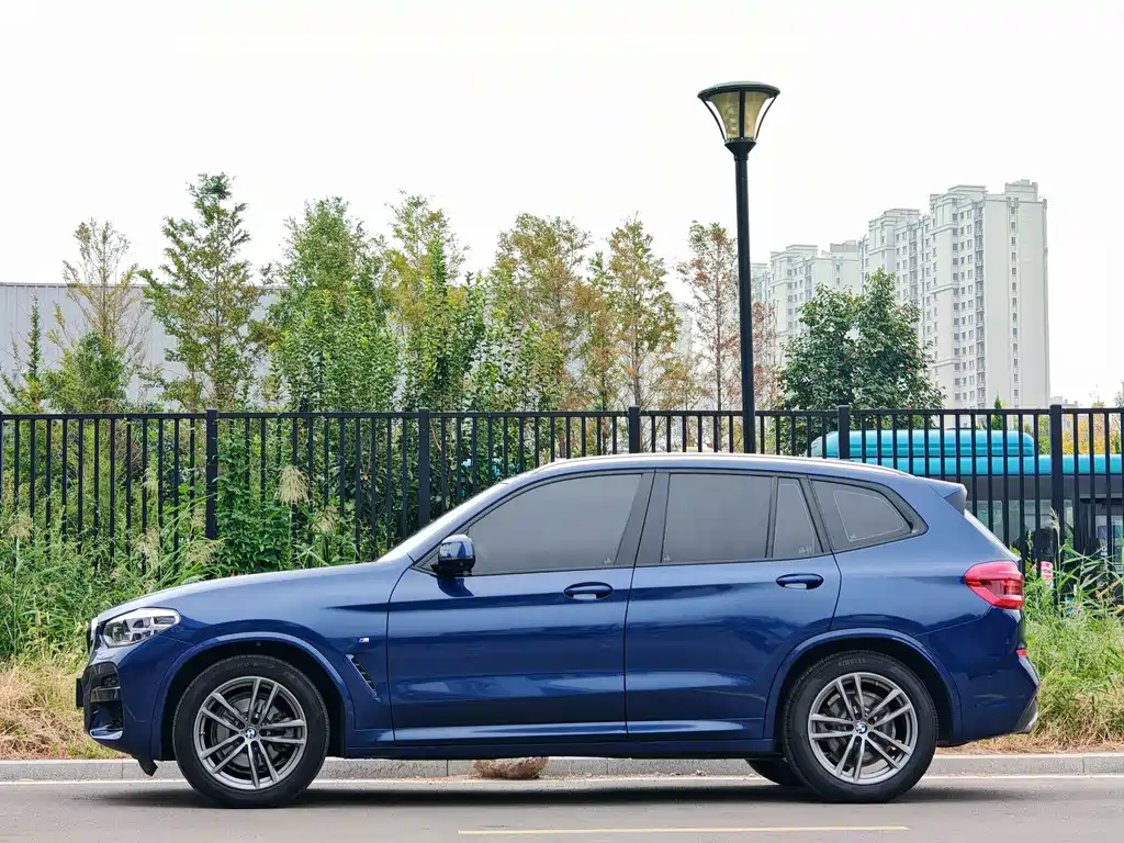 BMW X3 — фото 3