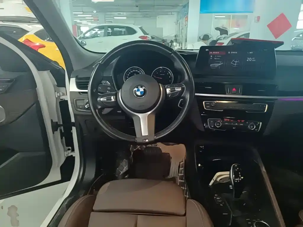 BMW X2 — фото 11