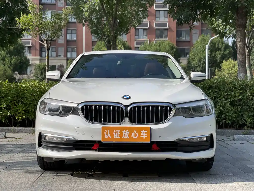 BMW 5 Series — фото 2