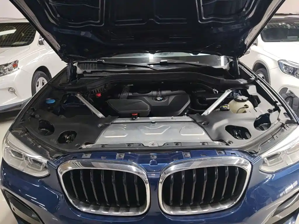 BMW X3 — фото 20