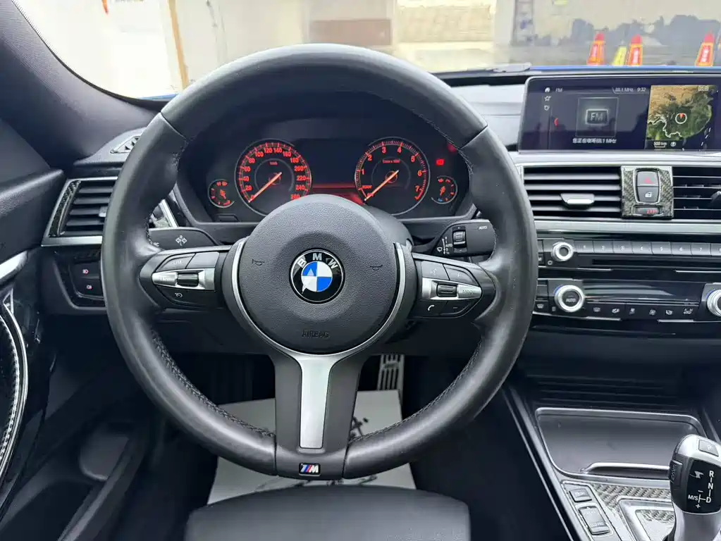 BMW 3 Series GT — фото 8