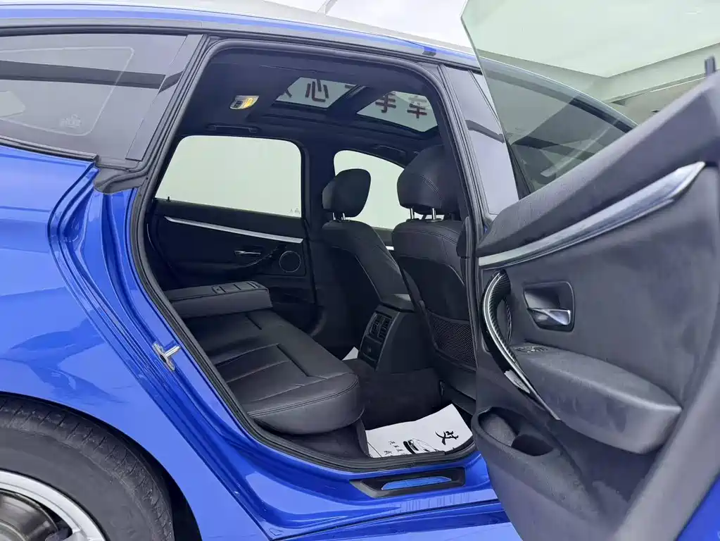 BMW 3 Series GT — фото 9