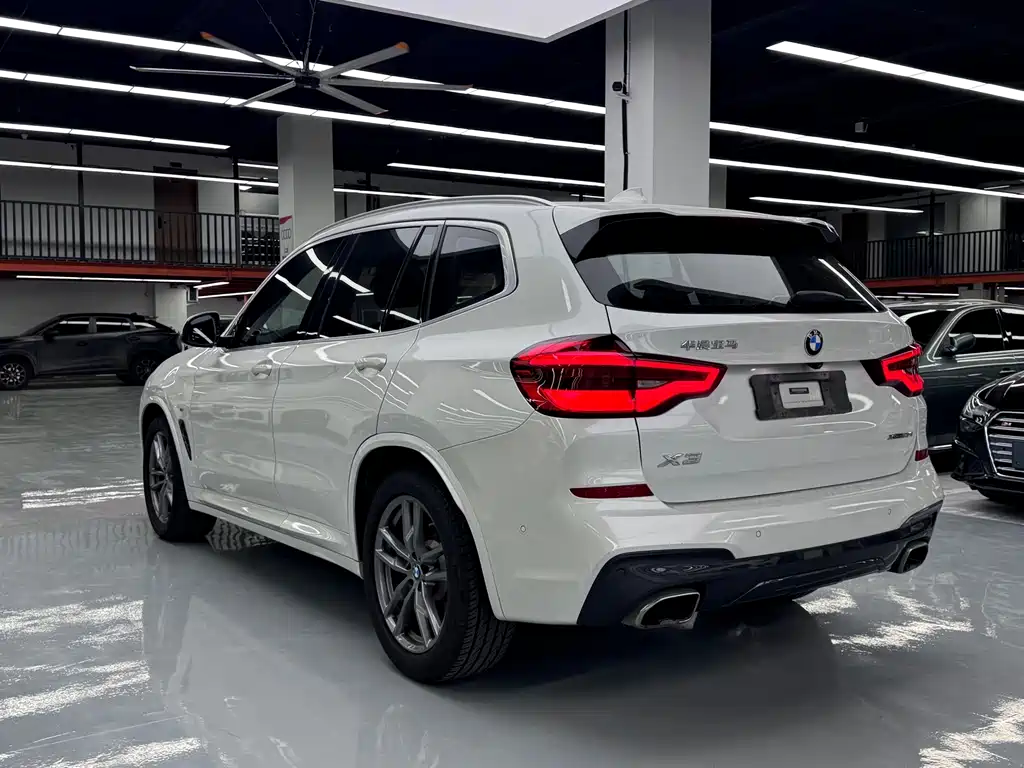 BMW X3 — фото 17