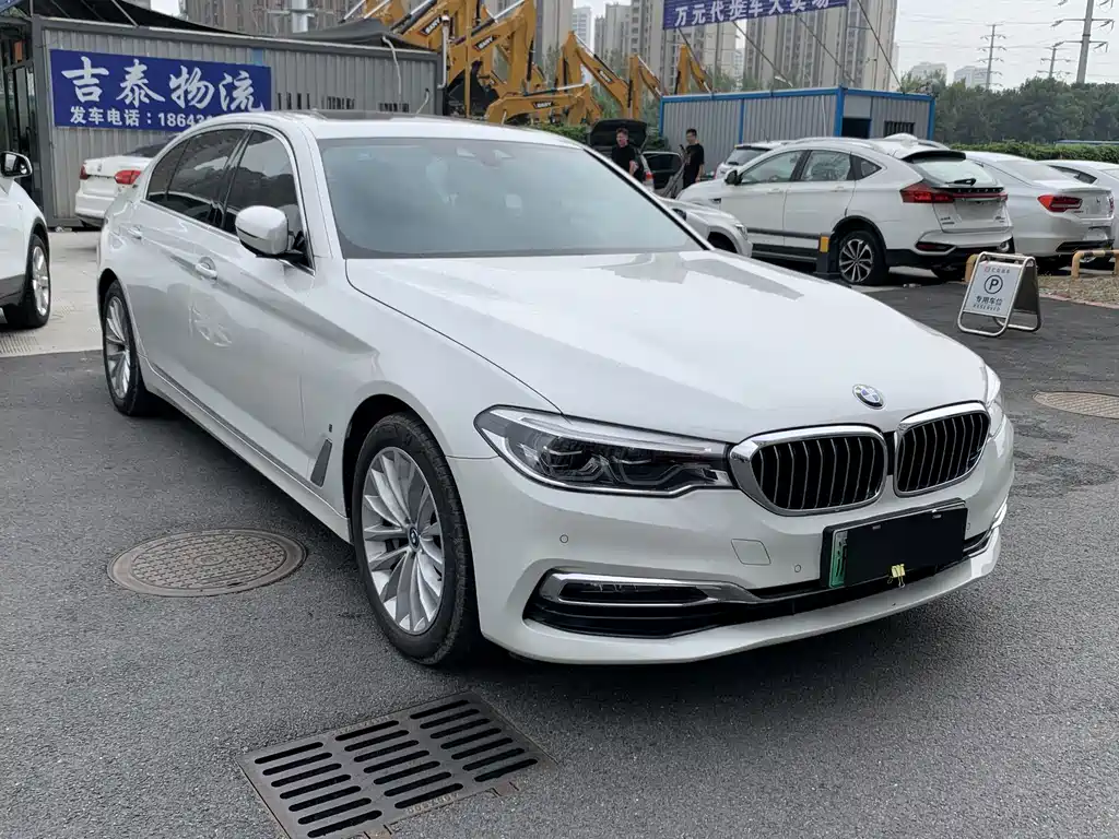 BMW 5 Series New Energy — фото 2