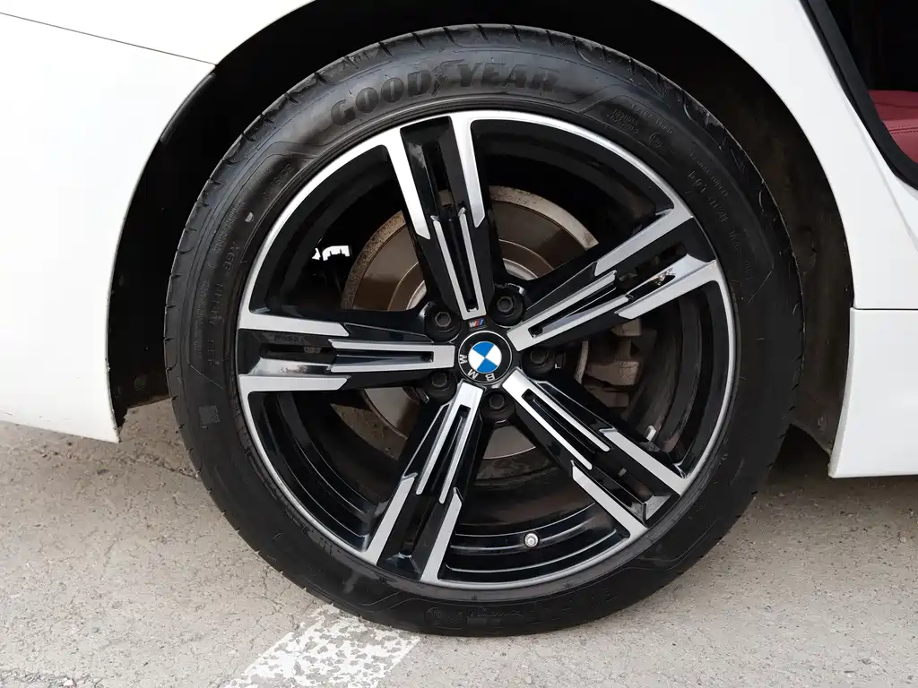 BMW 3 Series — фото 12