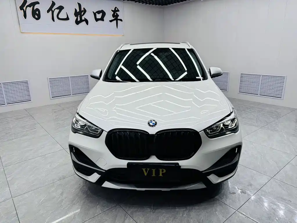 BMW X1 — фото 2