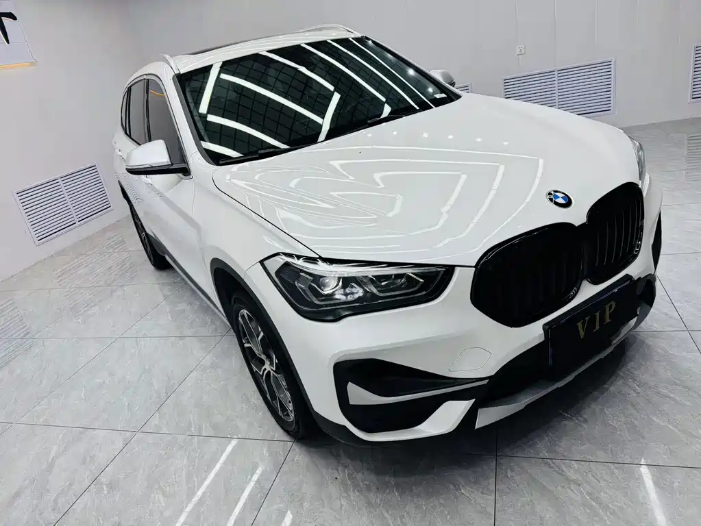 BMW X1 — фото 3
