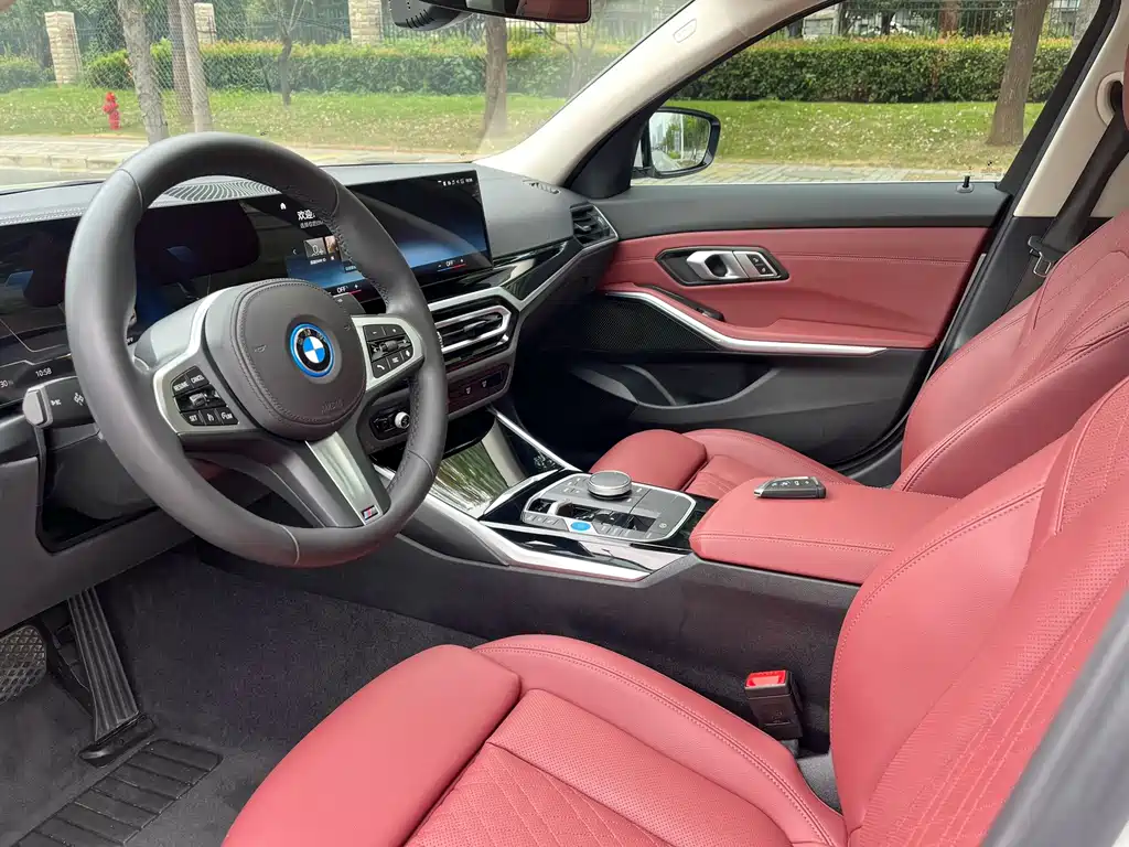 BMW i3 — фото 13
