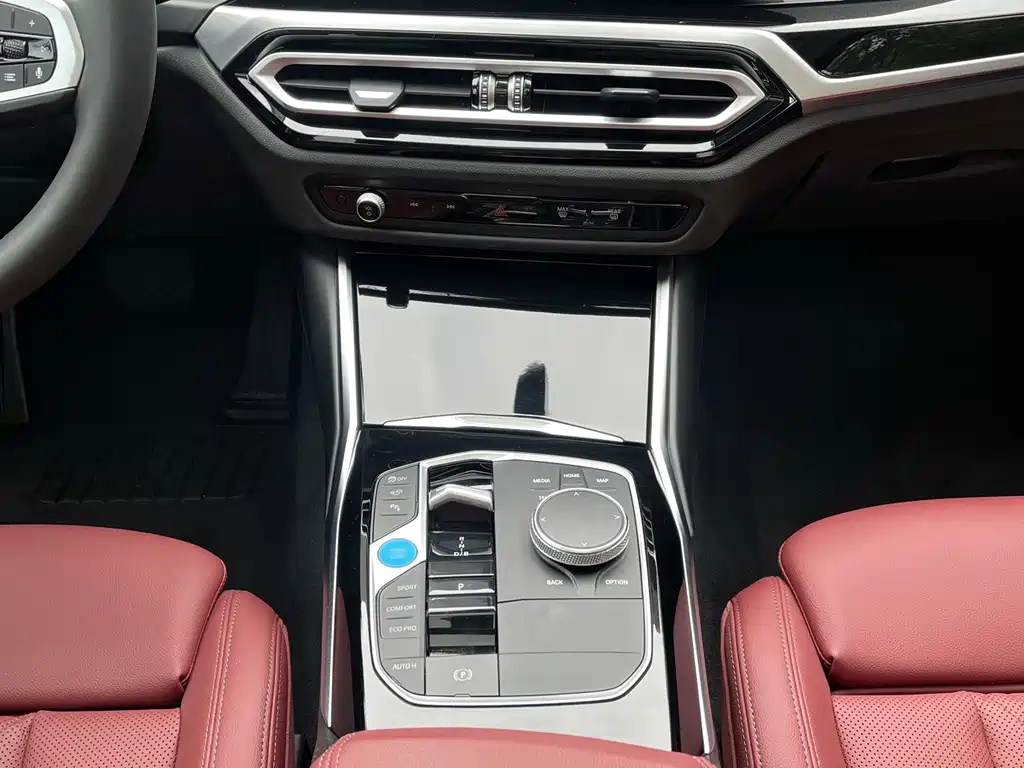 BMW i3 — фото 14