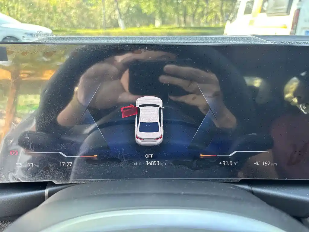 BMW i3 — фото 10