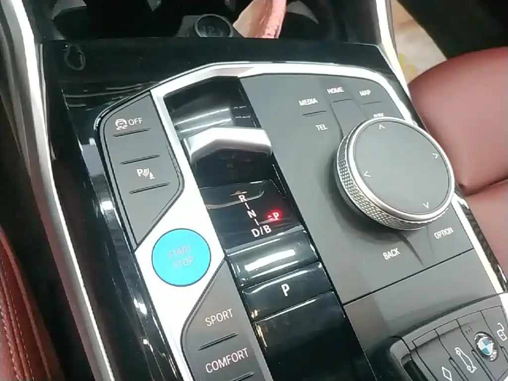 BMW i3 — фото 14