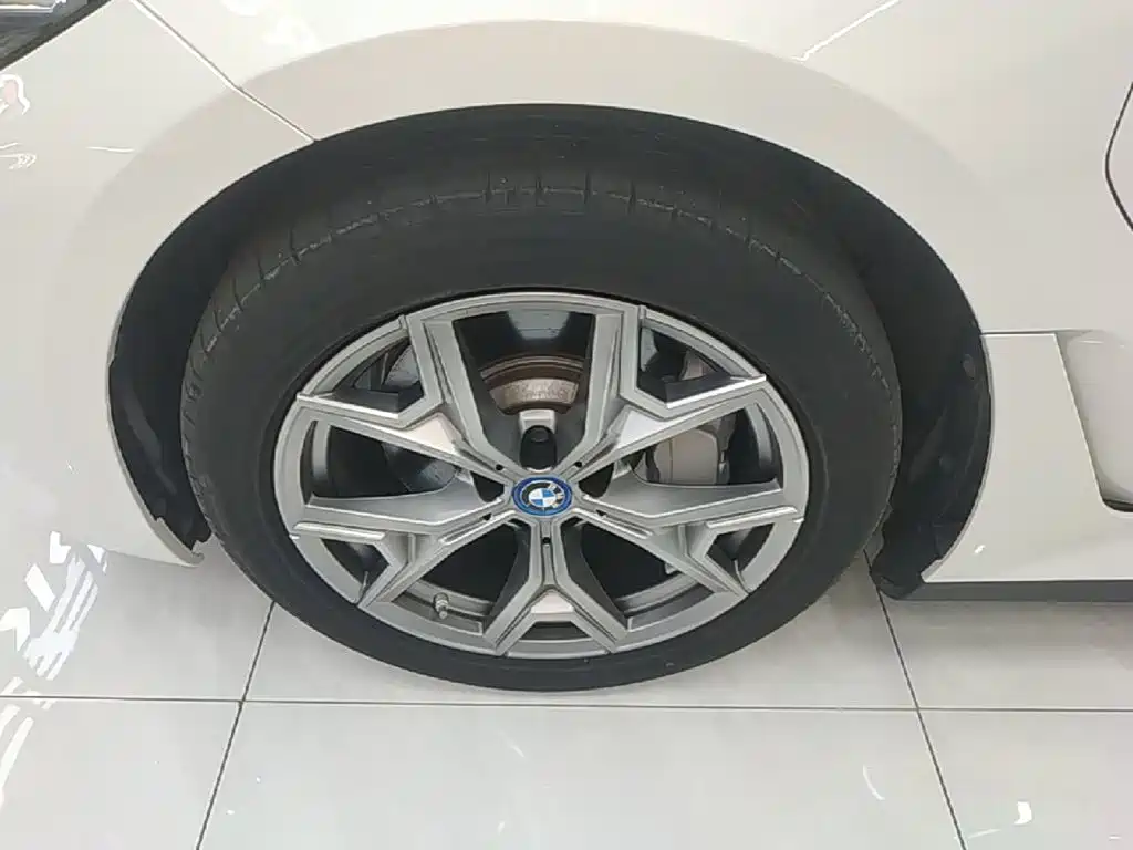 BMW i3 — фото 23