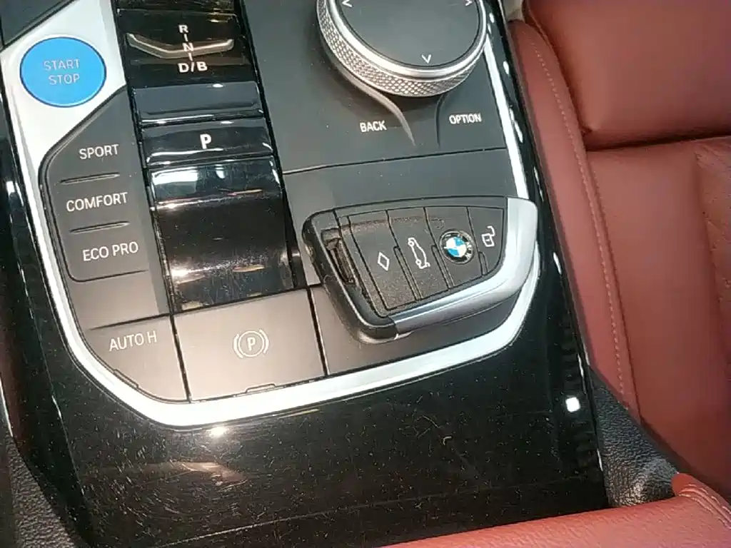 BMW i3 — фото 9