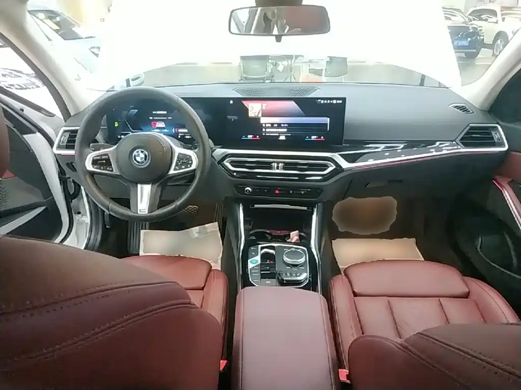 BMW i3 — фото 10