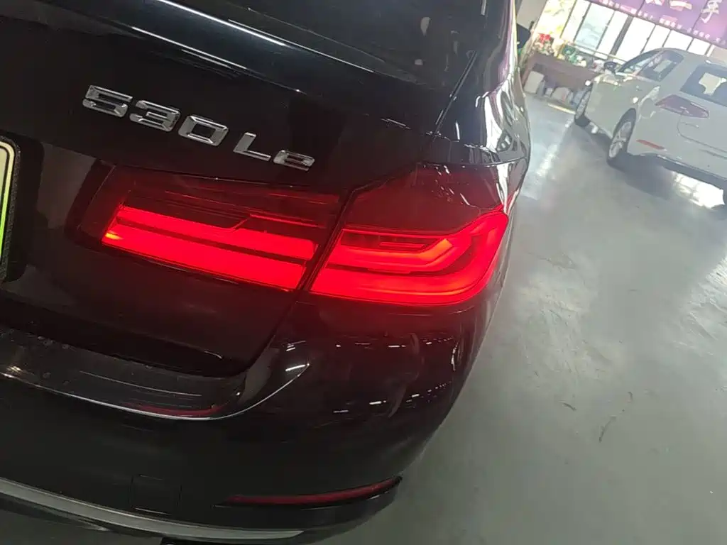 BMW 5 Series New Energy — фото 24