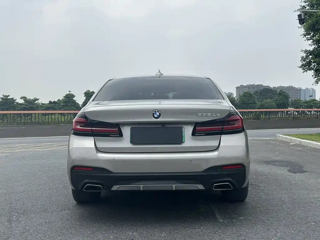 BMW 5 Series New Energy — фото 4