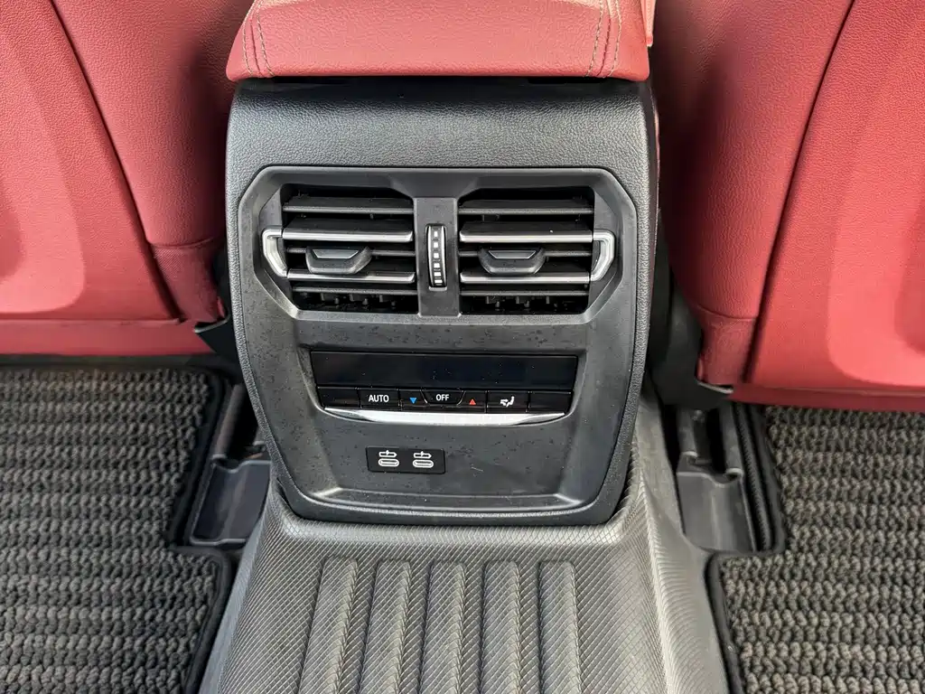 BMW i3 — фото 14