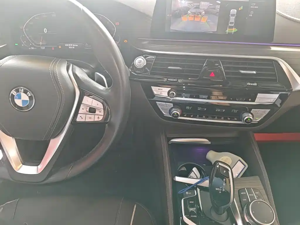 BMW 5 Series — фото 10