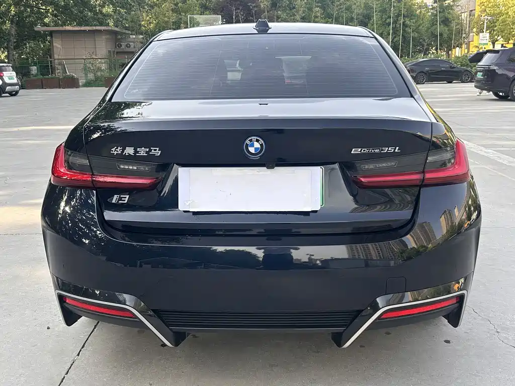 BMW i3 — фото 7