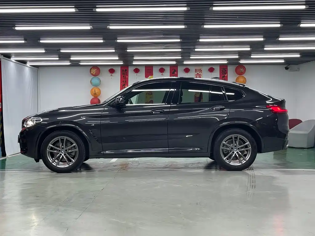 BMW X4 — фото 4