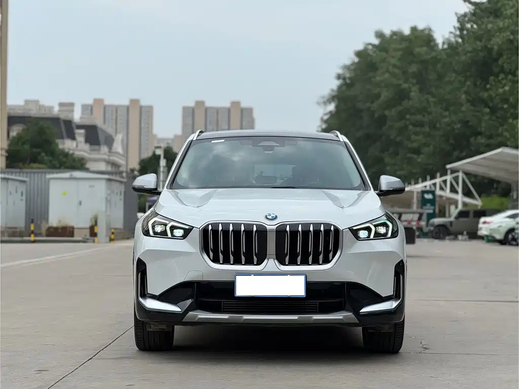 BMW X1 — фото 2