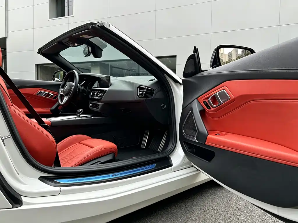 BMW Z4 — фото 10