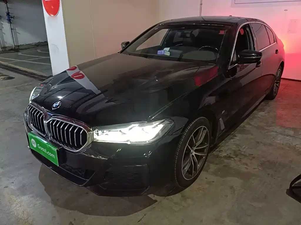 BMW 5 Series — фото 2
