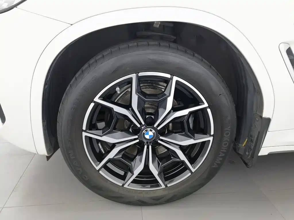 BMW X3 — фото 17