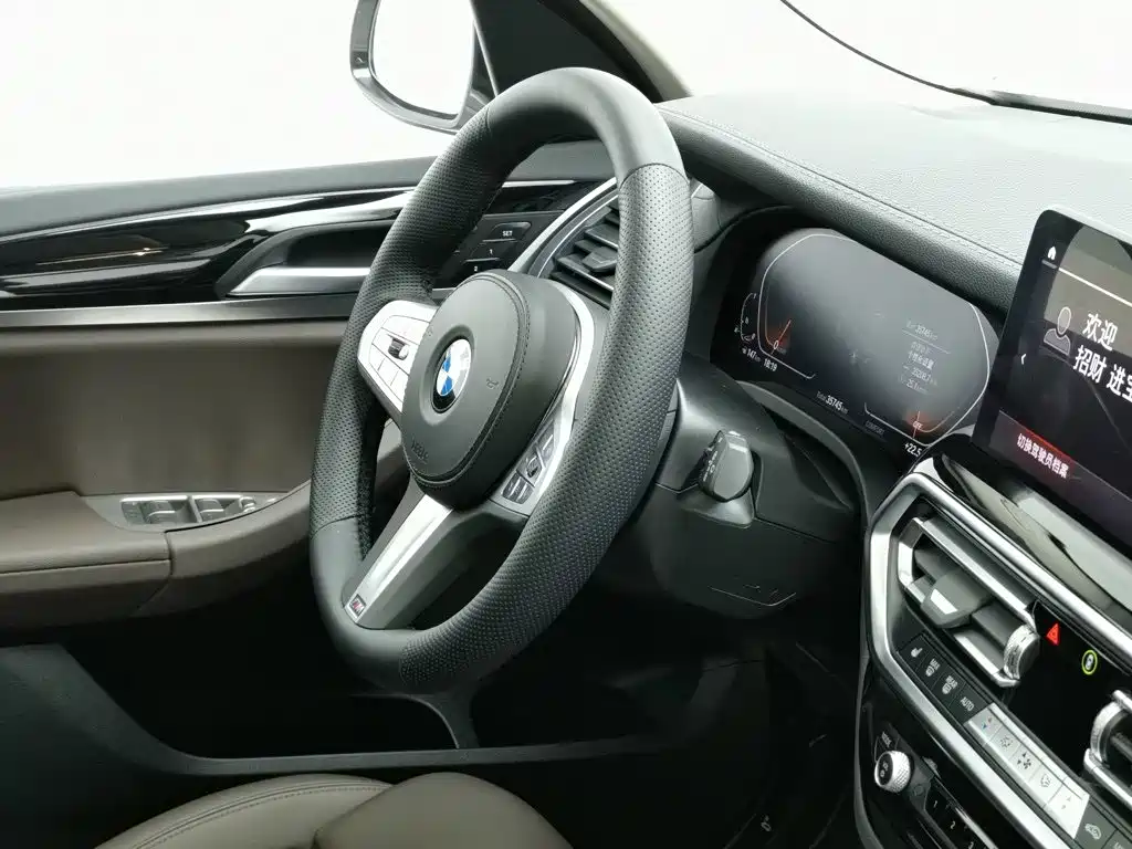 BMW X3 — фото 22