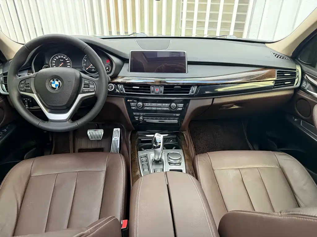 BMW X5 (Import) — фото 9
