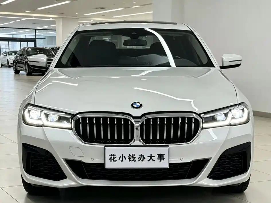 BMW 5 Series — фото 2