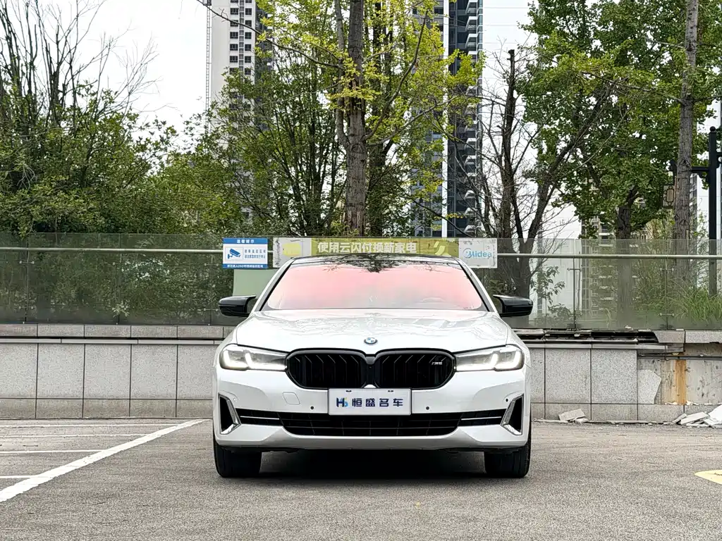 BMW 5 Series — фото 2