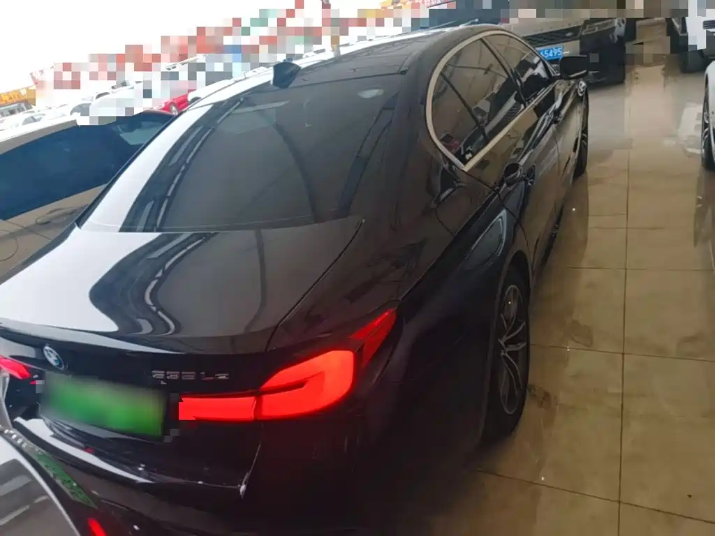 BMW 5 Series New Energy — фото 3