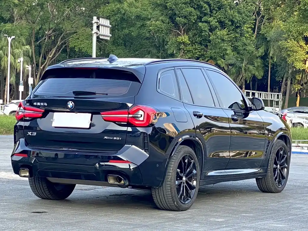 BMW X3 — фото 11