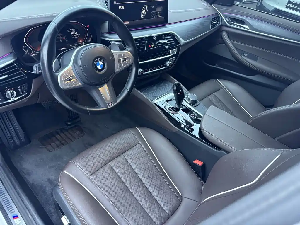 BMW 5 Series — фото 10