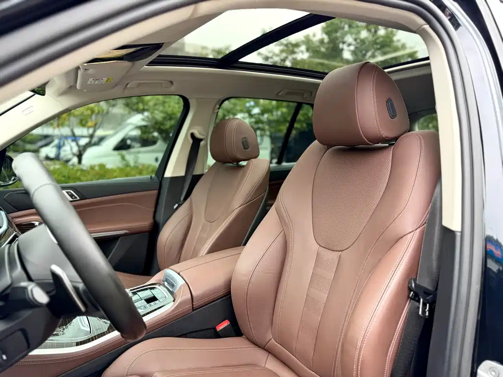 BMW X5 (Import) — фото 13