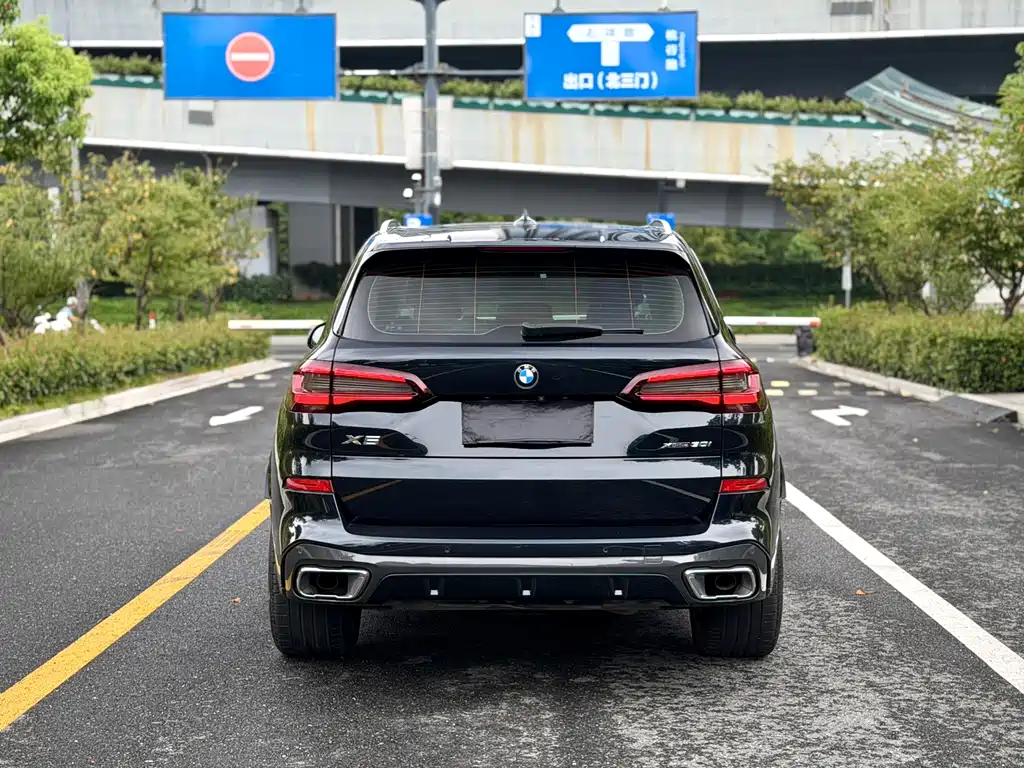 BMW X5 (Import) — фото 4