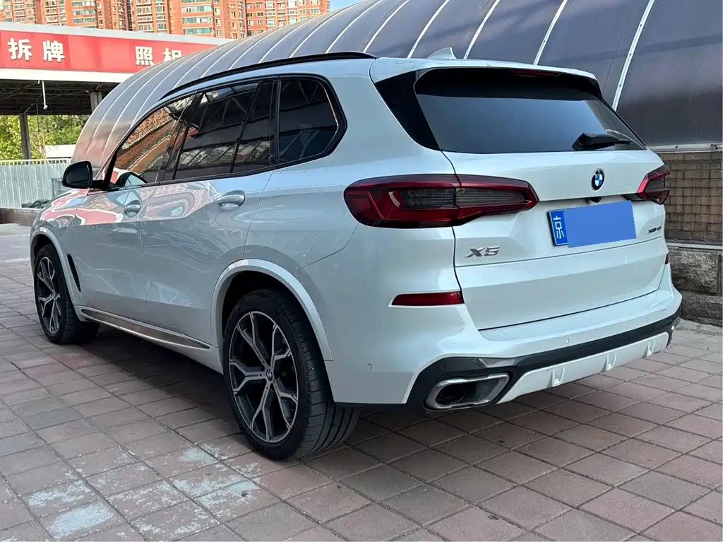 BMW X5 (Import) — фото 4