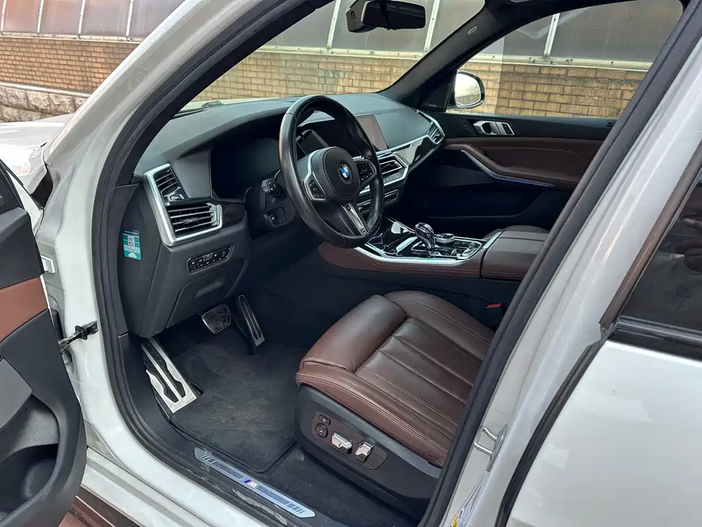 BMW X5 (Import) — фото 7