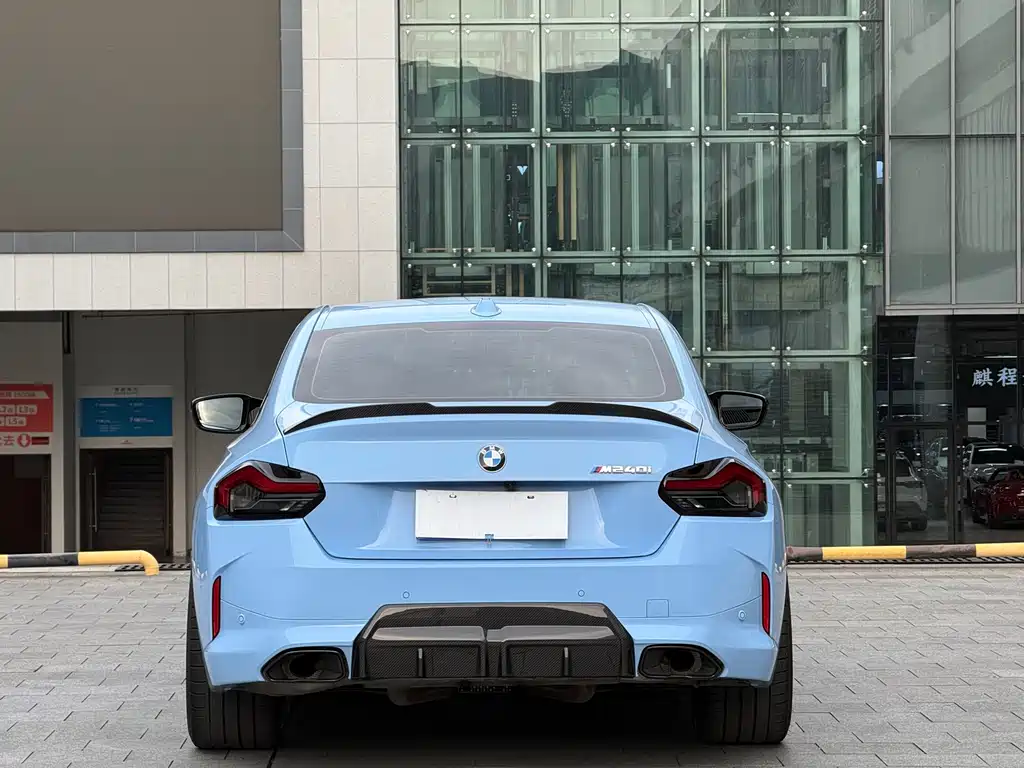 BMW M240i — фото 8