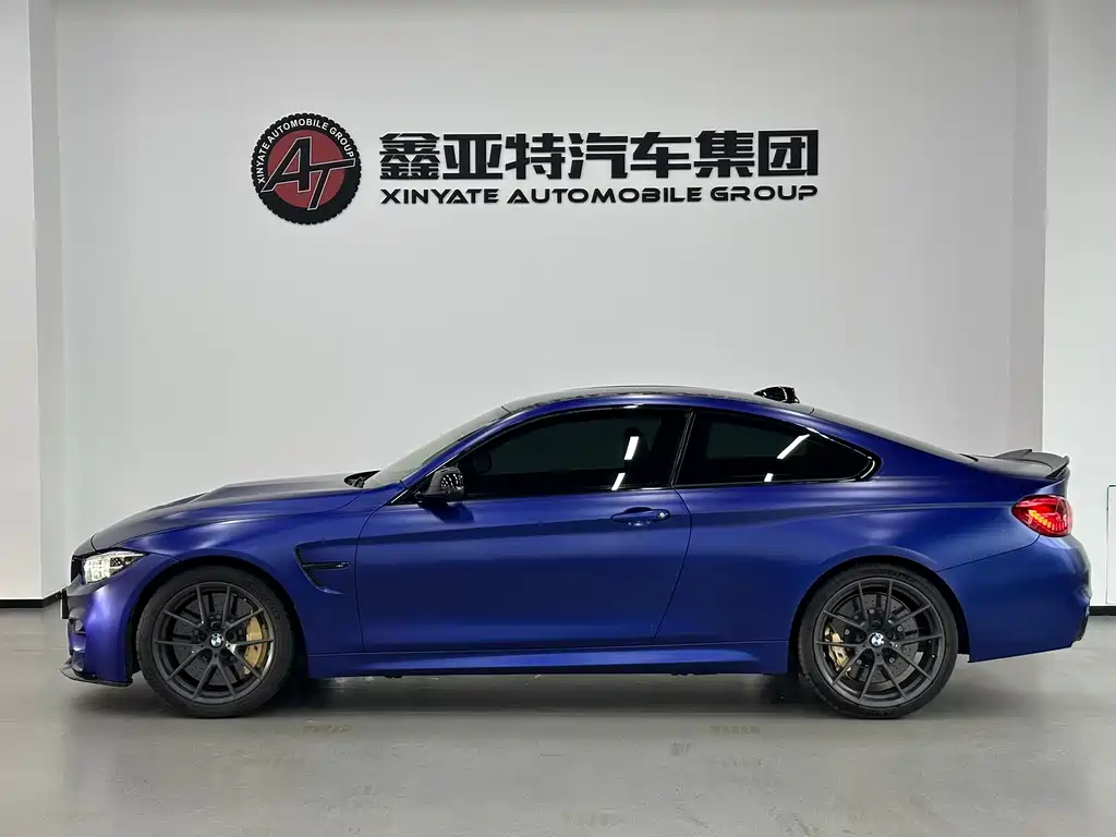 BMW M4 — фото 4