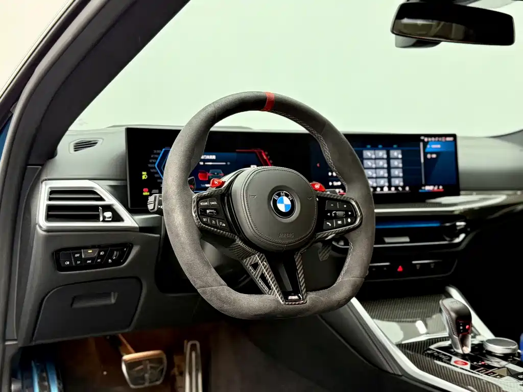 BMW M4 — фото 10