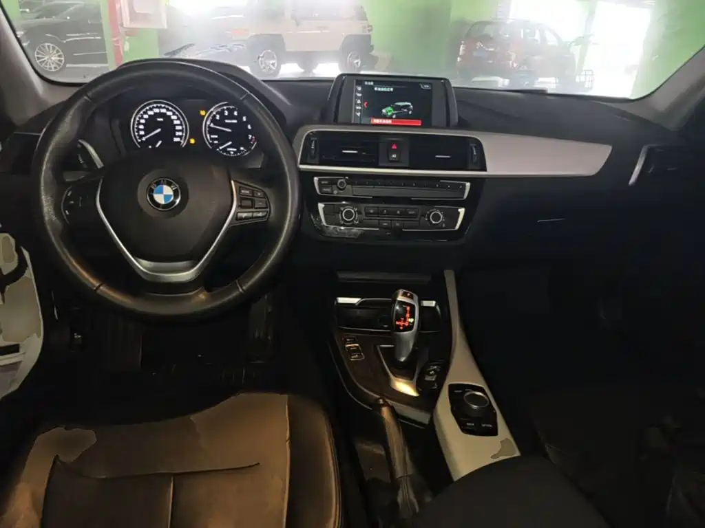 BMW 1 Series (Import) — фото 10