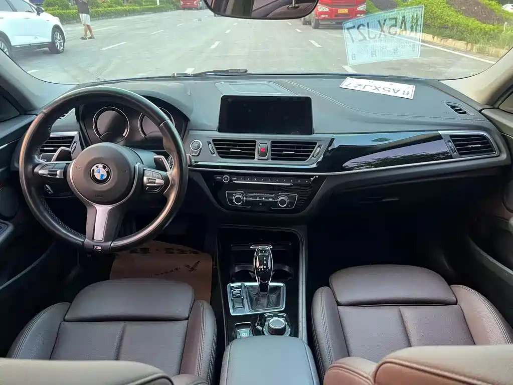 BMW 1 Series — фото 11