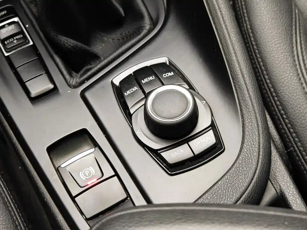 BMW X1 — фото 18