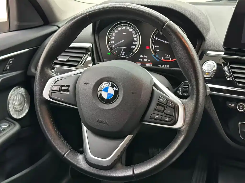 BMW 1 Series — фото 17