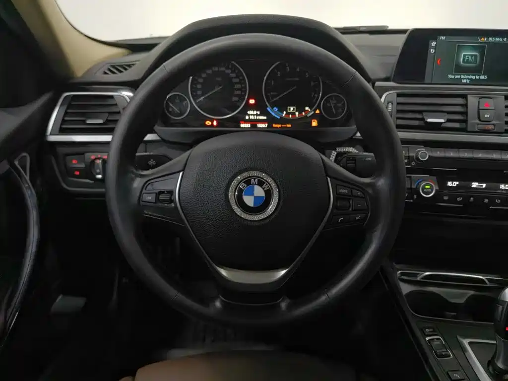 BMW 3 Series — фото 11