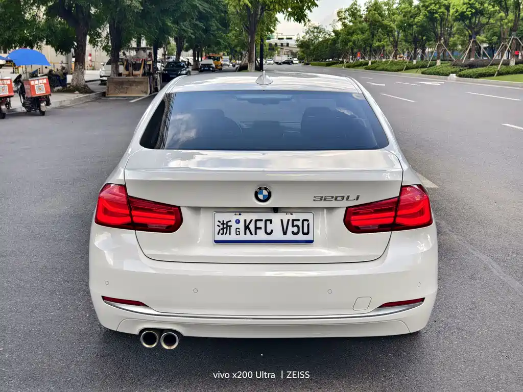 BMW 3 Series — фото 13