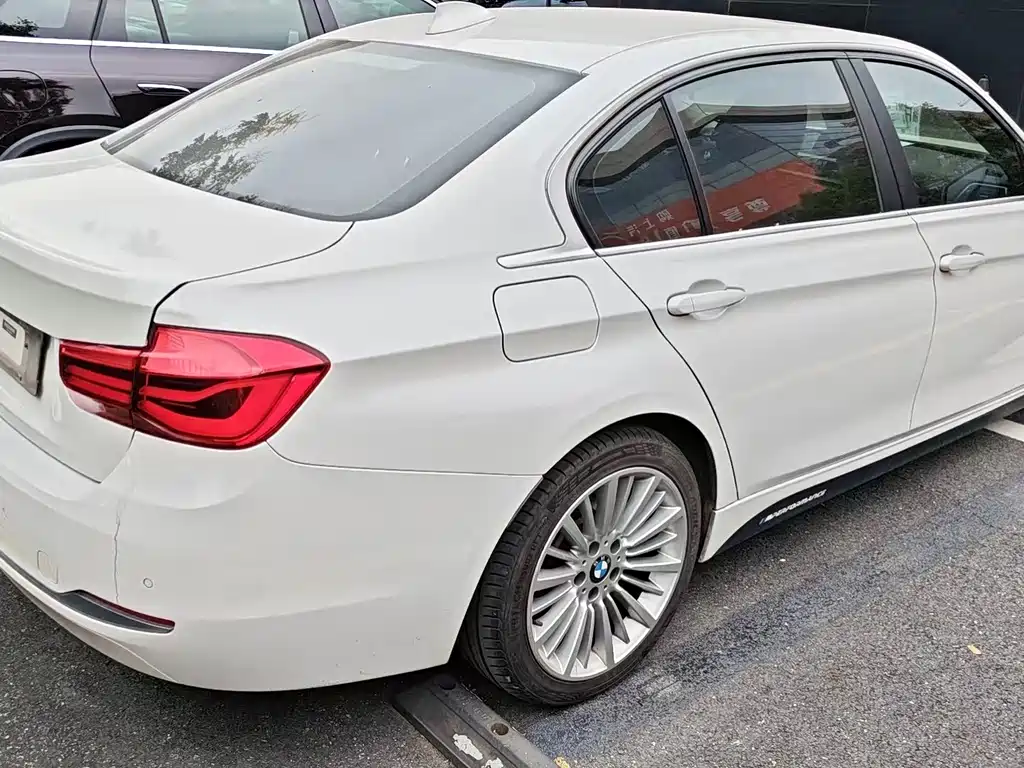 BMW 3 Series — фото 4